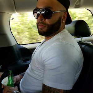 Meet your Posher, Howard